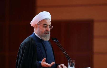 روحانی:فرهنگ انقلاب به معنای درشت گویی و شعار نیست