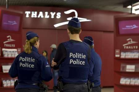 پلیس بلژیک چند مظنون را در ارتباط با حملات پاریس دستگیر کرد