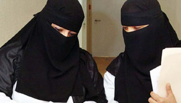 زنان پرستار داعشی