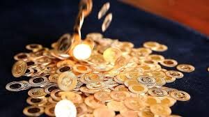 ریزش قیمت‌ سکه، علیرغم نوسانات افزایشی قیمت جهانی و ارز