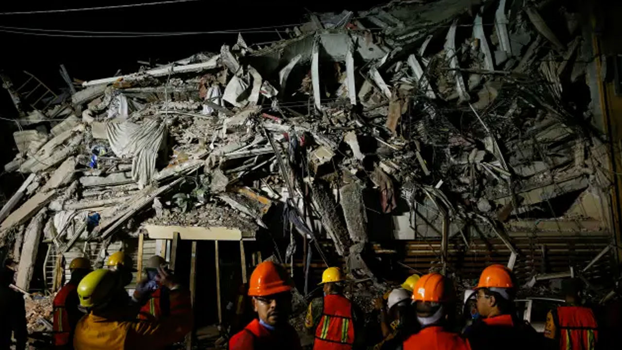 ریزش مترو در مکزیکوسیتی: مرگ دست کم 15 نفر (+عکس)