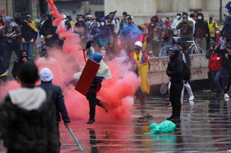 اعتراضات خشونت‌بار ضد دولتی در کلمبیا (عکس)