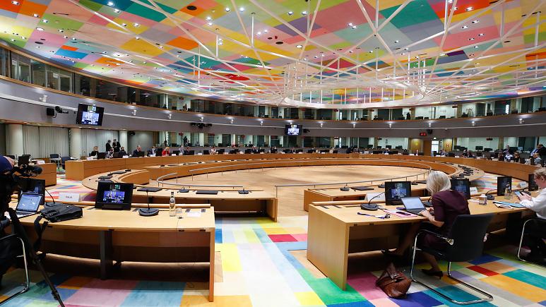 پارلمان و شورای اروپا برای کاهش ۵۵ درصدی آلاینده‌های کربن تا سال ۲۰۳۰ توافق کردند