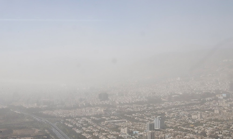 تصاویر | تهران غرق در گرد و غبار شدید