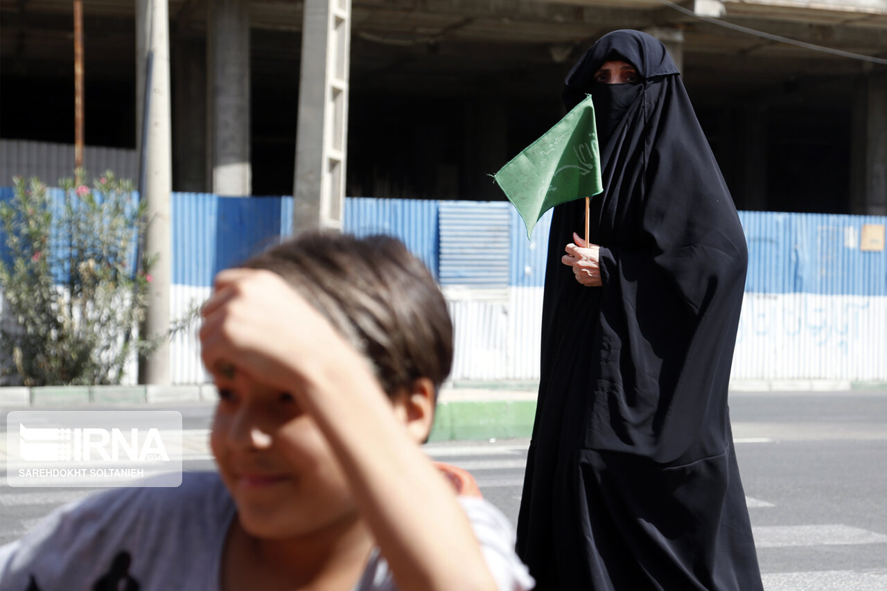 تصاویر | مراسم پیاده روی جاماندگان اربعین در تهران