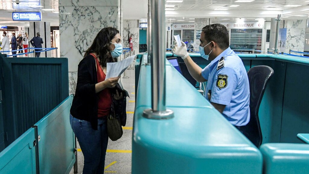 اجباری شدن کارت واکسن برای تونسی ها و مسافران خارجی