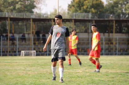 مرگ دلخراش فوتبالیست جوان تهرانی در زمین فوتبال