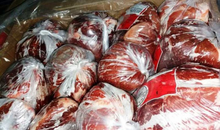 بسته های یک کیلویی گوشت منجمد وارد بازار شد