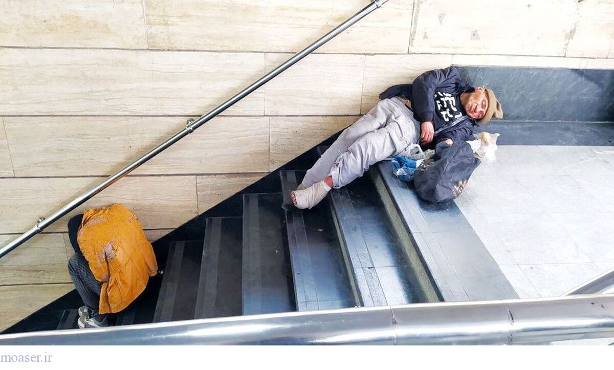 مترو خوابی، پدیده دیگری از کارتن‌خوابی در تهران
