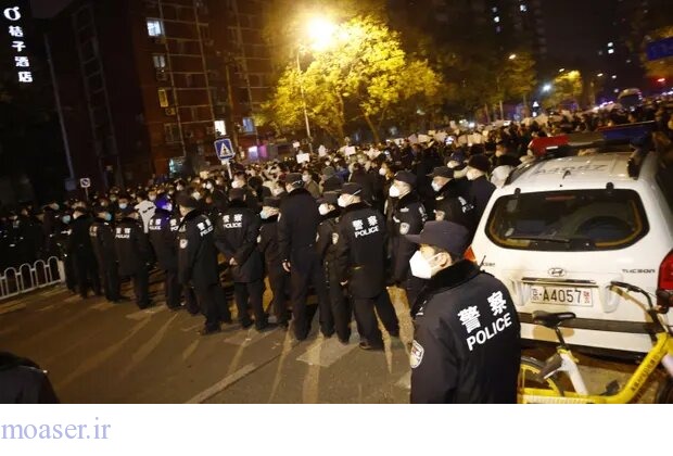 اعتراضات پکن و شانگهای| استقرار  پلیس‌های چینی امروز (سه‌شنبه) در خیابان‌ها