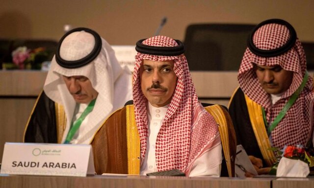 وزیر خارجه عربستان وارد دمشق شد