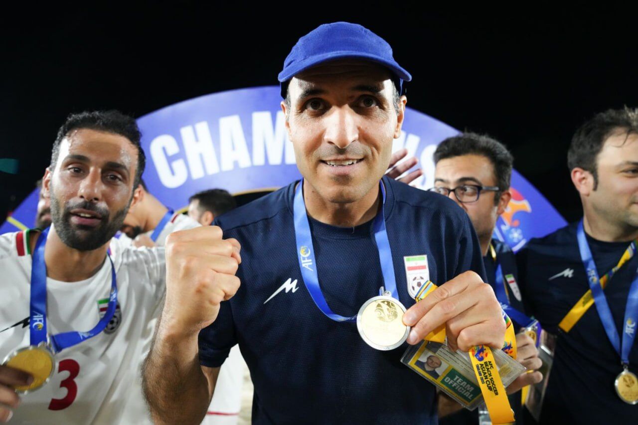نادری: فوتبال ساحلی ایران پتانسیل قهرمانی در جهان را دارد
