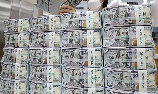 سپرده‌گذاری 20 میلیارد دلاری ایران در بانک‌های جهان