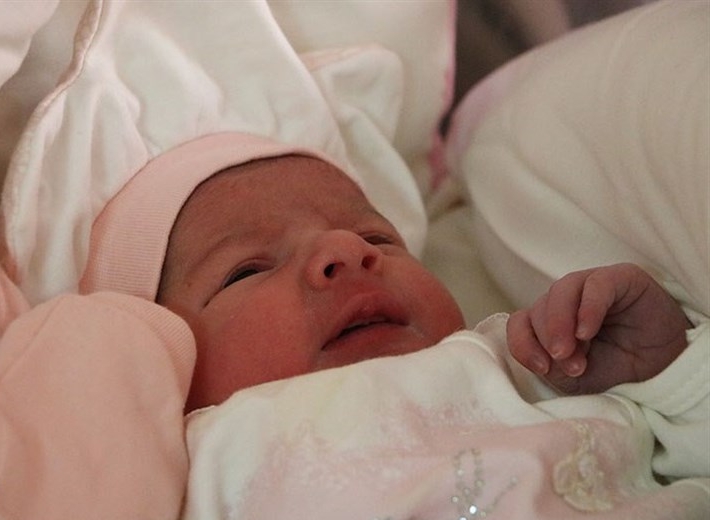 نوزادان متولد ۱۴۰۱ صندوق قابل معامله در بورس می‌گیرند، نه سهام عدالت