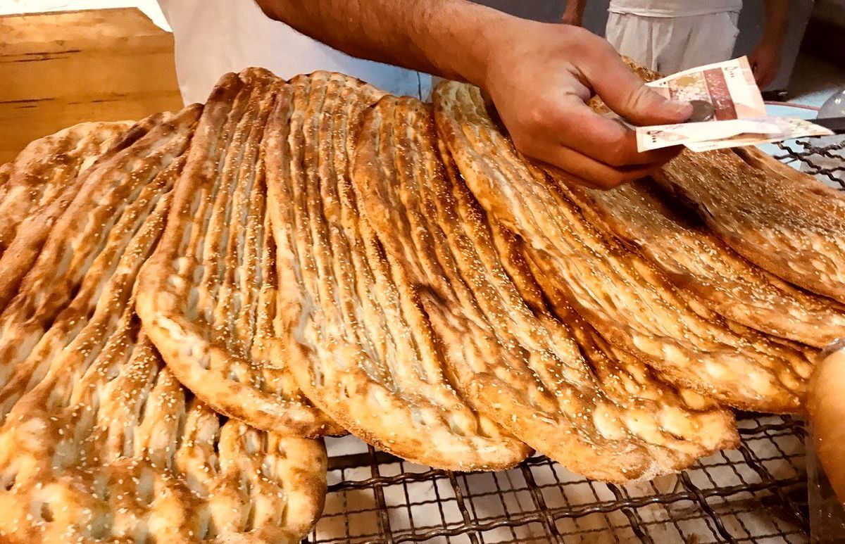 افزایش قیمت نان در مازندران شایعه است