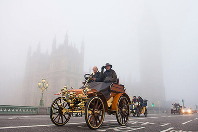 رژه خودروهای کلاسیک در لندن (guardian)