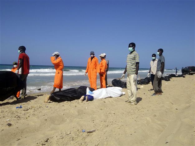 هفت مهاجر دیگر در مدیترانه غرق شدند