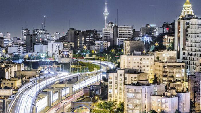 نورپردازی تهران چهره شهر را در شب چشم نوازتر می کند