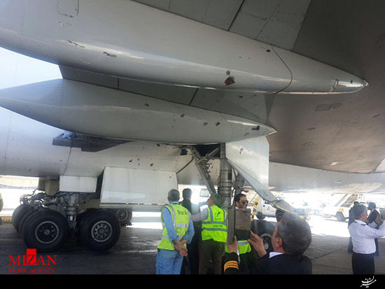 فرود اضطراری بوئینگ 747 ماهان در فرودگاه مهرآباد + تصاویر