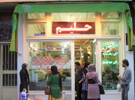 آش‌ فروشی معروف میدان تجریش
