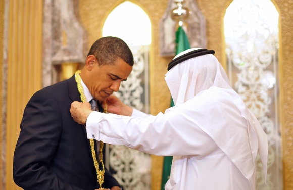 هدیه یک و نیم میلیون دلاری عربستان به اوباما +عکس