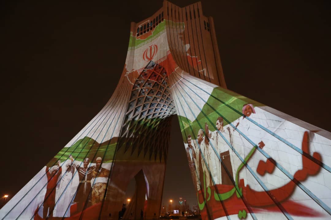ویدیو مپینگ همدلی ایرانیان روی برج ازادی برگزار شد