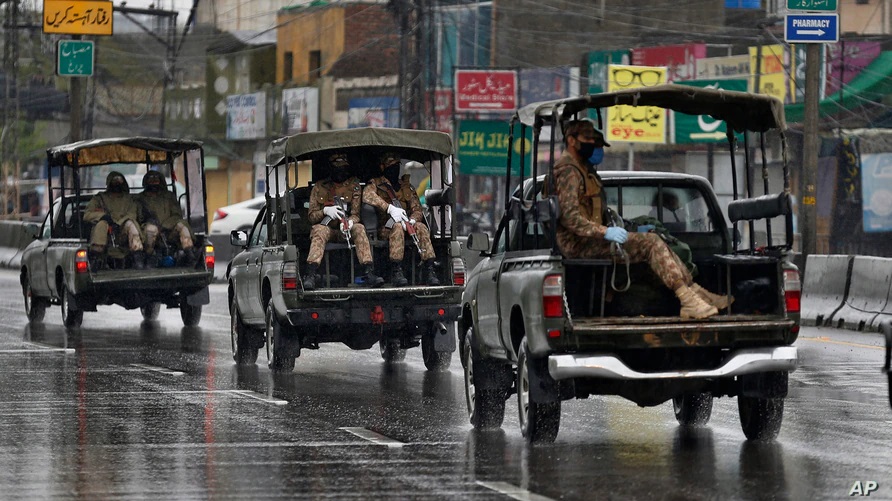 پاکستان از ارتش برای مقابله با همه‌گیری کرونا استفاده می‌کند