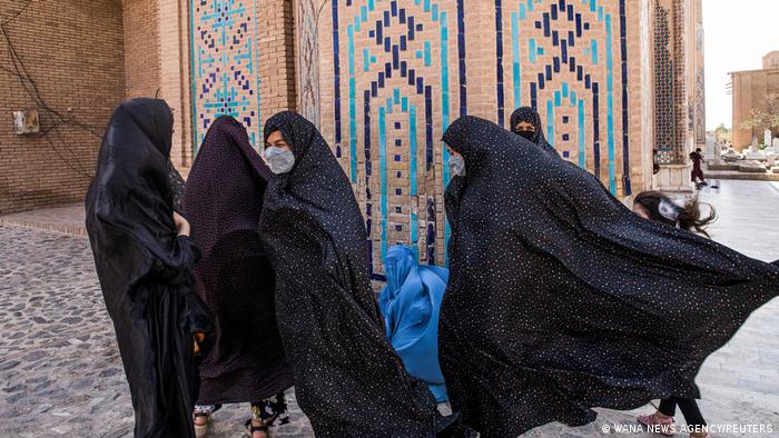روایتی تصویری از زندگی روزمره افغان‌ها تحت سیطره طالبان