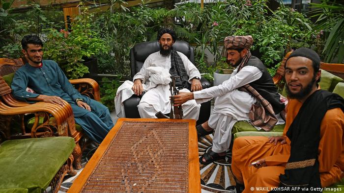 روایتی تصویری از زندگی روزمره افغان‌ها تحت سیطره طالبان