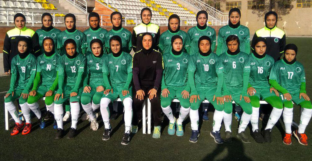 کسب دومین پیروزی فوتبال زنان شهرداری سیرجان