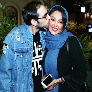 رابطه زیبا پسر و مادر سینما ایران | بوسه جنجالی بر صورت بازیگر شقایق فراهانی