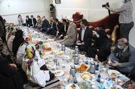 استاندار البرز در اولین افطار ماه رمضان مهمان کودکان بهزیستی شد