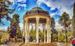 سفر به شیراز چقدر آب می خورد؟