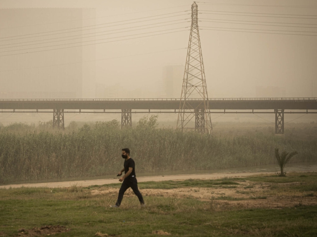 پیش بینی افزایش آلاینده‌های جوی و وقوع دمای منفی در خوزستان