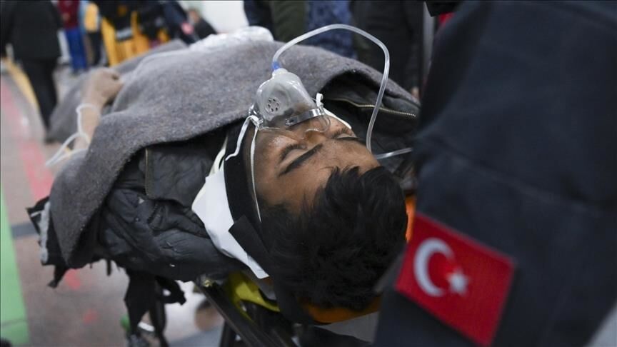 ۲۶۱ ساعت زنده در زیر آوار زلزله ترکیه