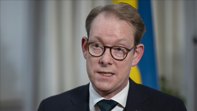 وزیر خارجه سوئد: آتش زدن کتب مقدس در قانون اساسی ما مجاز است!