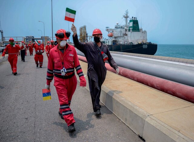 واردات نفت سنگین ایران به ونزوئلا شروع شد