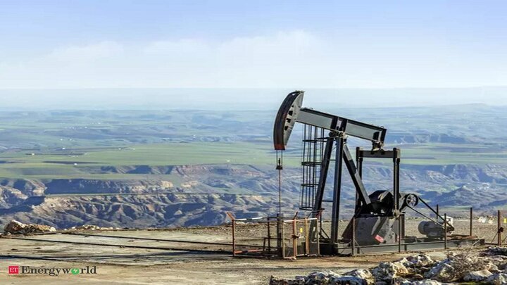 بهای نفت در بازار جهانی کاهش یافت