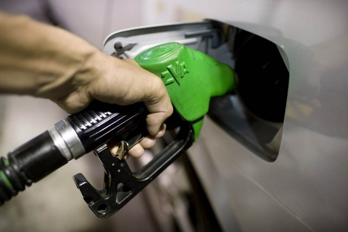 بنزین در امارات گران شد
