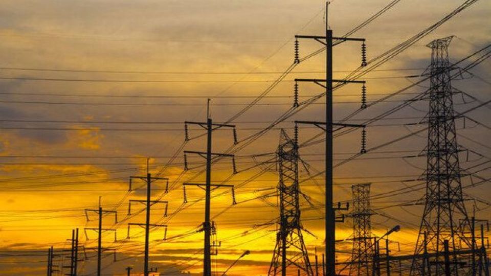 صنعت برق: رکورد مصرف برق کشور شکسته شد