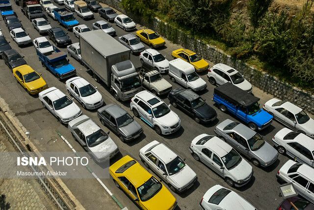 ترافیک پرحجم در چالوس/ وضعیت جوی آرام در جاده‌های کشور