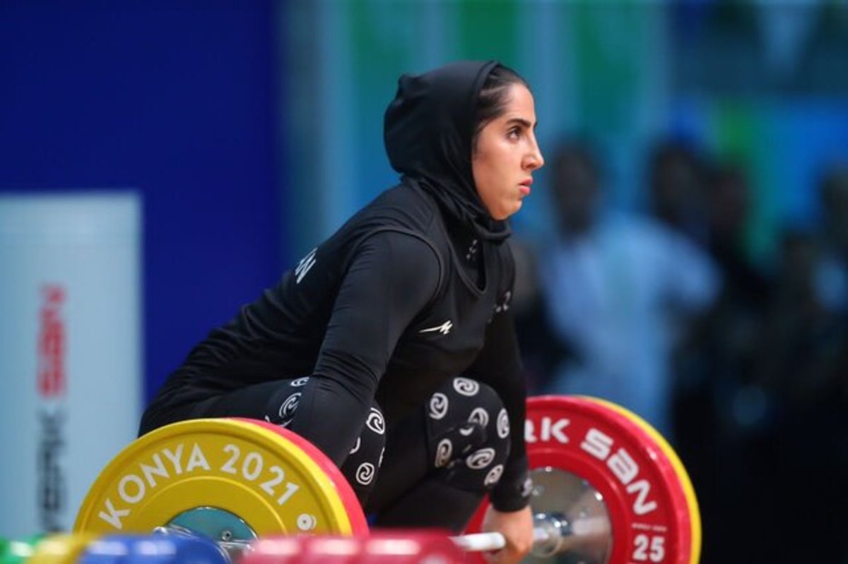 رکورد اولین طلای وزنه‌برداری توسط دختر ایرانی