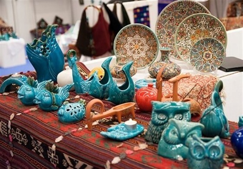 افتتاح اولین پنجشنبه‌ بازار صنایع‌دستی
