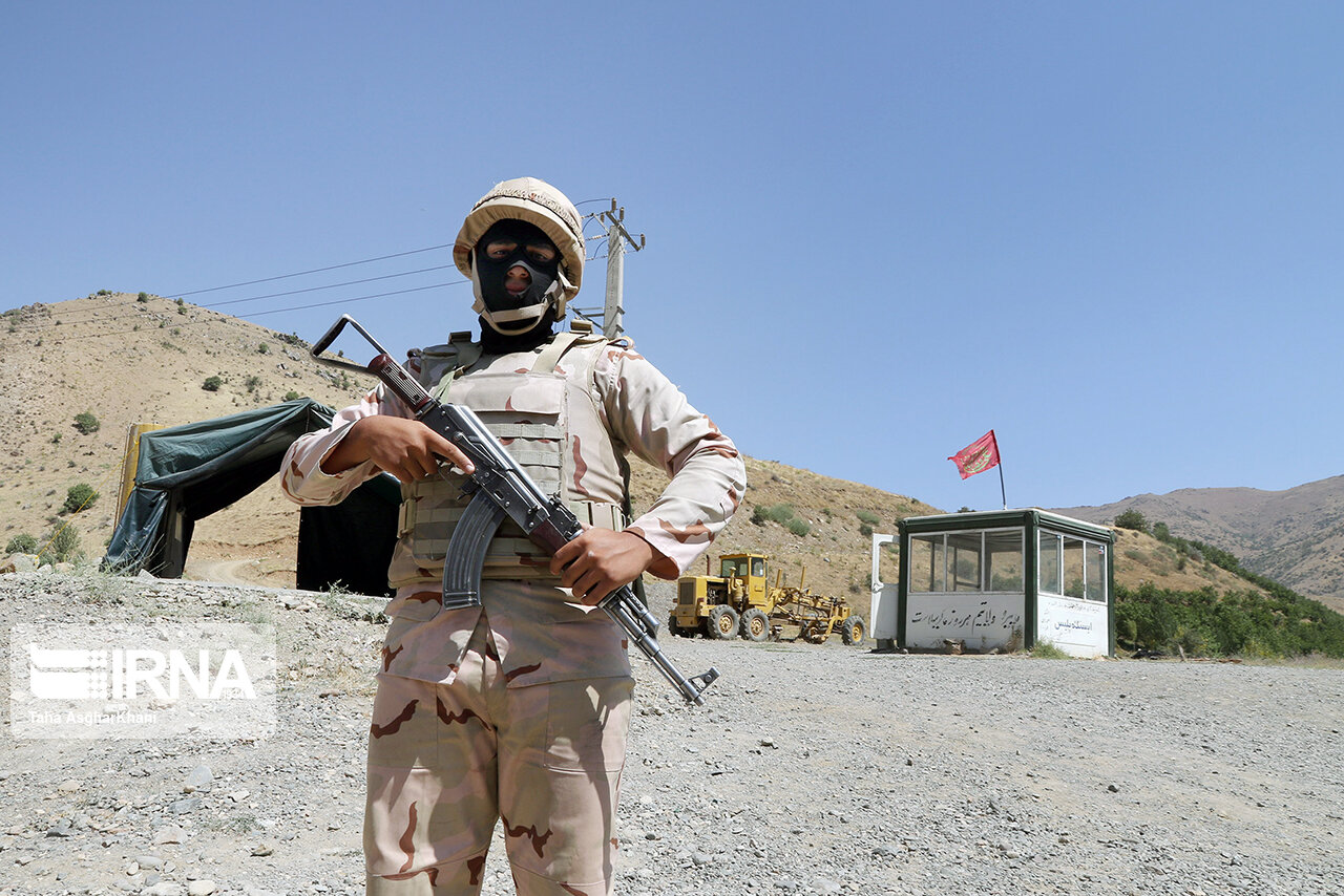علت درگیری در مرز از ناحیه طالبان به خاک ایران بود