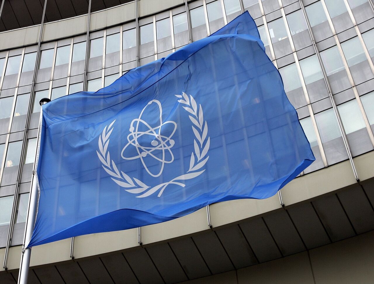 آژانس: ذخایر اورانیوم غنی شده ایران ۱۹ برابر حد تعیین شده است