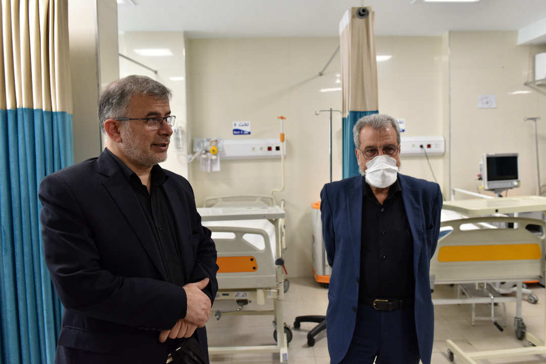تصاویر/ بازدید سرزده دکتر عبداللهی استاندار محترم البرز از بیمارستان امام خمینی (ره) کرج و دیدار با پرسنل