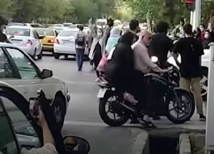 برپایی تجمع اعتراضی در برخی نقاط تهران