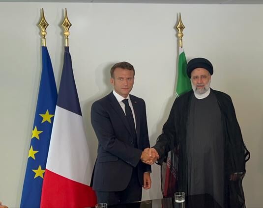 روسای جمهور ایران و فرانسه دیدار و گفتگو کردند 