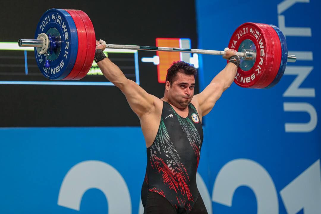 ملی‌پوش وزنه‌برداری: می‌توانم قهرمان المپیک را به چالش بکشم/ مرادی مخالف حضورم در تیم ملی بود