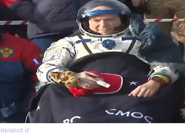 بازگشت فضانوردان روسی به زمین